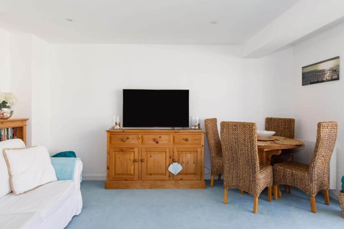 Two Bed Seafront Escape In East Wittering Daire Dış mekan fotoğraf