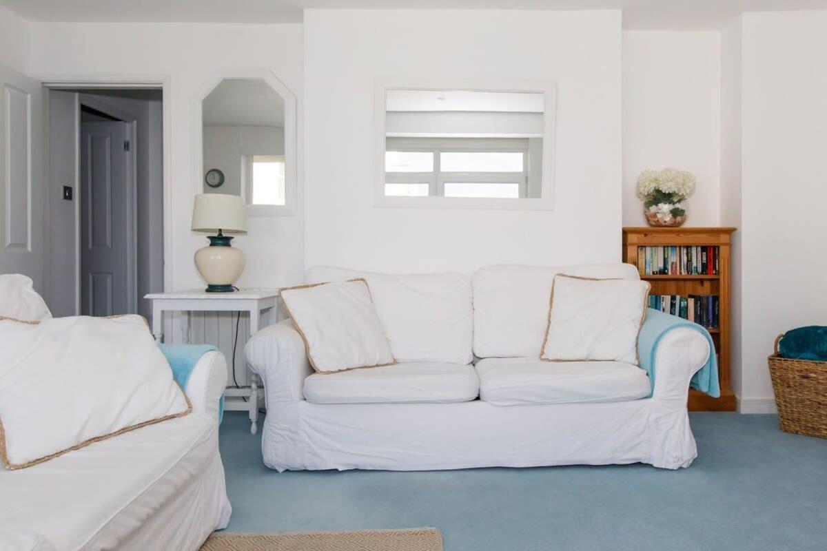 Two Bed Seafront Escape In East Wittering Daire Dış mekan fotoğraf